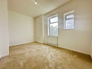 Bedroom- click for photo gallery